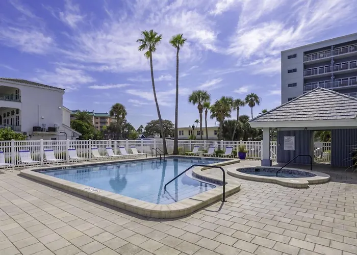 Stunning Gulf Front 3br In Redington Shores Pool Balcony Pet Friendly Ferienhaus *