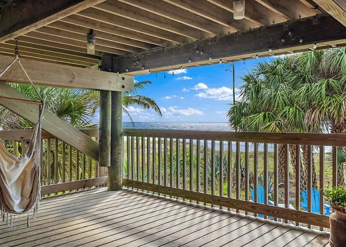 Stunning Gulf Front 3br In Redington Shores Pool Balcony Pet Friendly